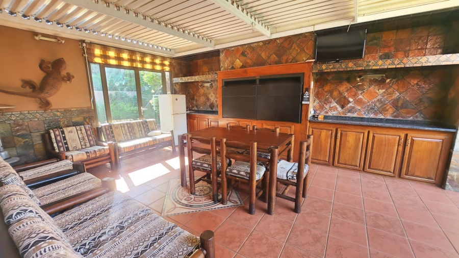 3 Bedroom Property for Sale in Wilkoppies North West